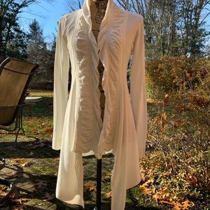 🆕 INC Hi/Low openFront ruffled off white cardigan